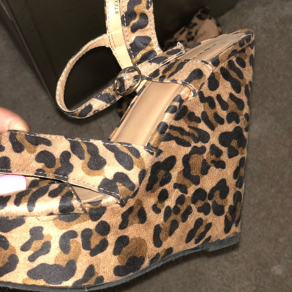 Cheetah wedges